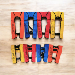 jaket rompi pelampung darurat laut air